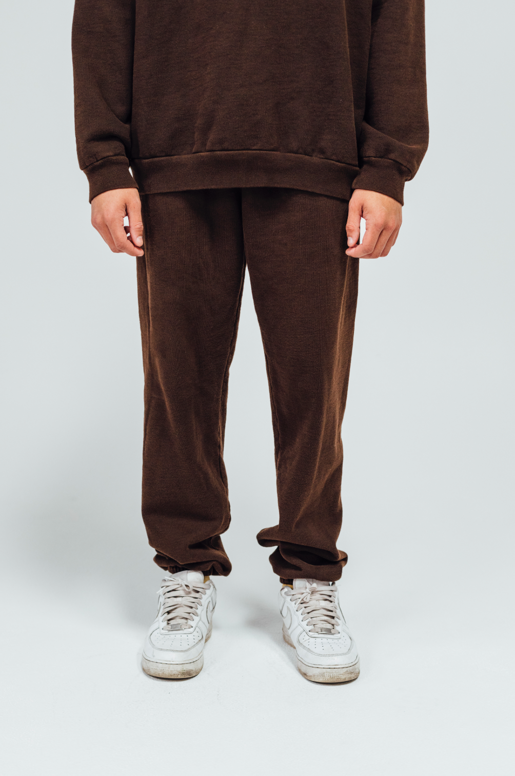 Less Is More Sweatpants in Brown